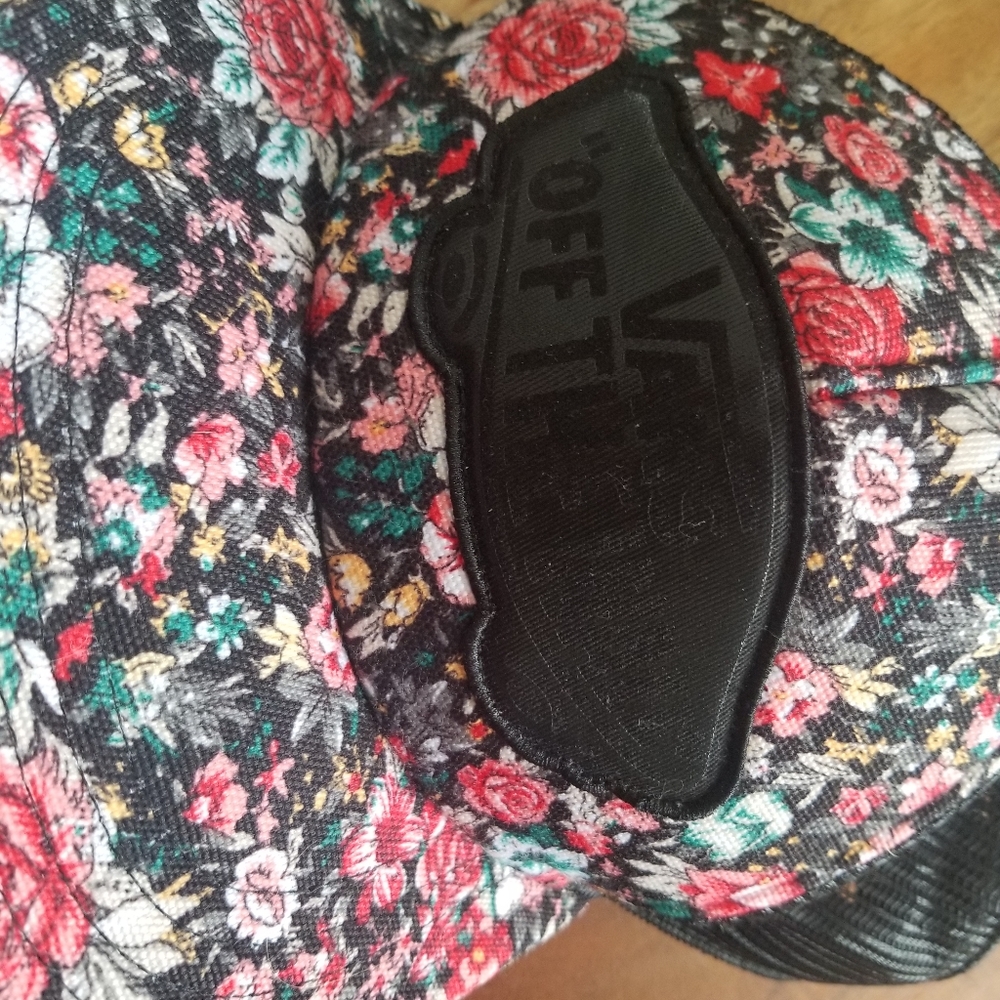 Vans hat - Picture 7 of 8
